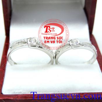 Nhẫn cưới vàng trắng 18k tinh tế