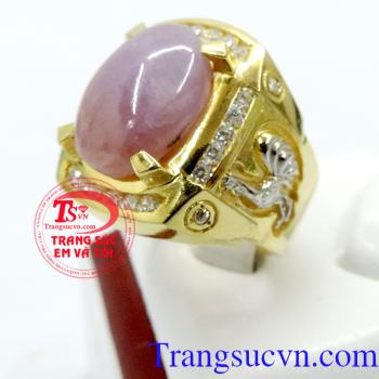 Nhẫn nam Ruby phong cách tuổi Dậu, Nhẫn nam vàng 10k sản xuất đính đá Ruby đẹp, phong thủy, Nhẫn vàng phong cách cho phái nam, Nhẫn nam Ruby cho người mệnh Hỏa hoặc Thổ, thương hiệu trang sức uy tín trên toàn quốc.