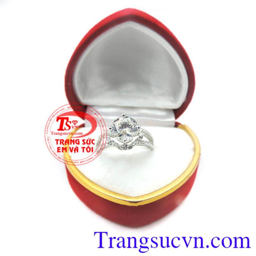 Nhẫn nữ vàng trắng 18kNhẫn nữ vàng trắng 18k rạng rỡ