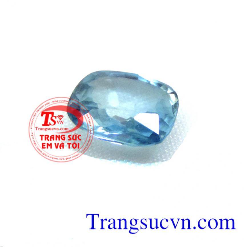 Đá Zircon thiên nhiên kiểu đẹp