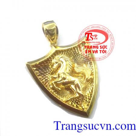 Mặt dây chuyền nam con ngựa là món quà ý nghĩa dành cho phái mạnh. Mặt dây chuyền nam con ngựa chất lượng.