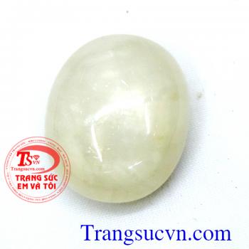 Đá Sapphire trắng đẹp Sapphire trắng tự nhiên Sapphire trắng tự nhiên phù hợp làm nhẫn nam theo mệnh, và nhẫn nữ, hoặc mặt dây chuyền Sản phẩm chất lượng tốt,giá thành hợp lý