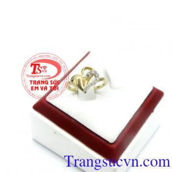 Nhẫn nữ trái tim tình yêu
