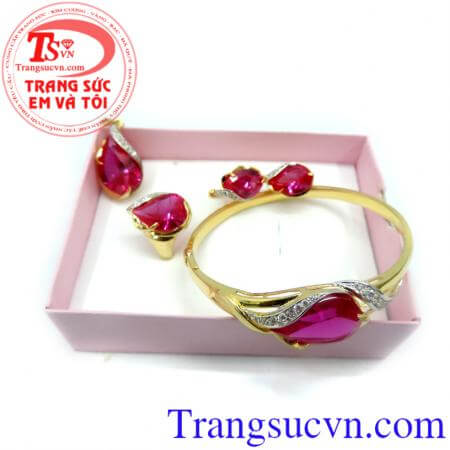 Bộ trang sức vàng tây mệnh Hỏa, bộ trang sức nữ thời thượng, thiết kế tinh tế sang trọng, bộ trang sức hợp thời trang