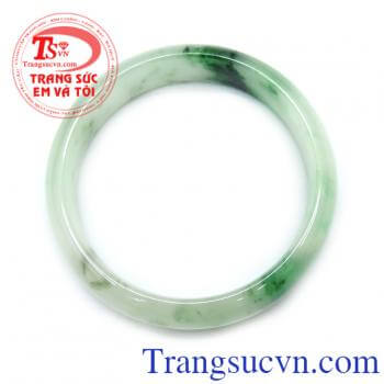 Vòng ngọc lục nhạt vân đậm