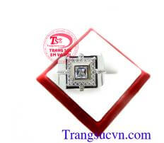 Nhẫn nam vàng trắng kiểu vuông