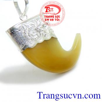 Nanh bọc bạc to đẹp