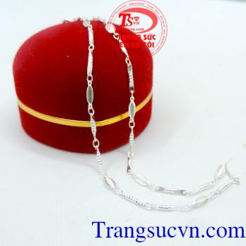 Dây chuyền bạc