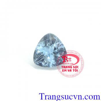 Mặt Topaz tam giác cong