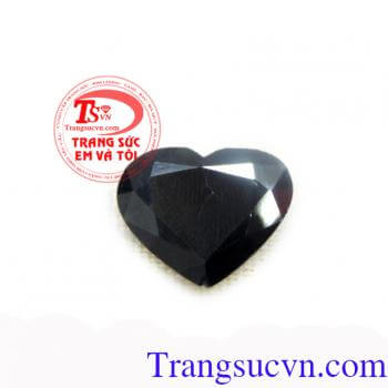 Sapphire trái tim to