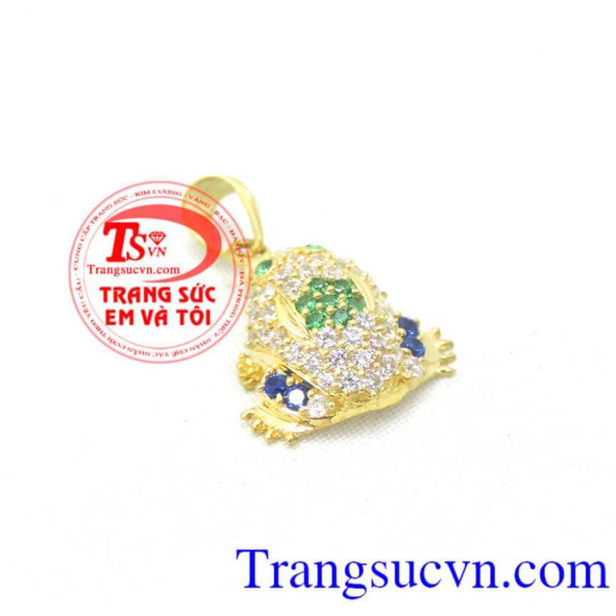 Mặt dây con cóc vàng tây