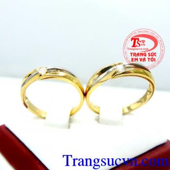 Nhẫn cưới vàng giá rẻ đẹp