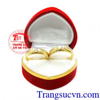 Cặp nhẫn cưới vàng 18k kim cương thiên nhiên