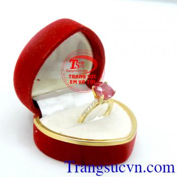 Nhẫn ruby nữ thần