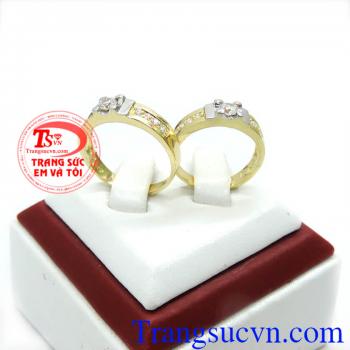 Cặp nhẫn cưới đá quý kiểu đẹp