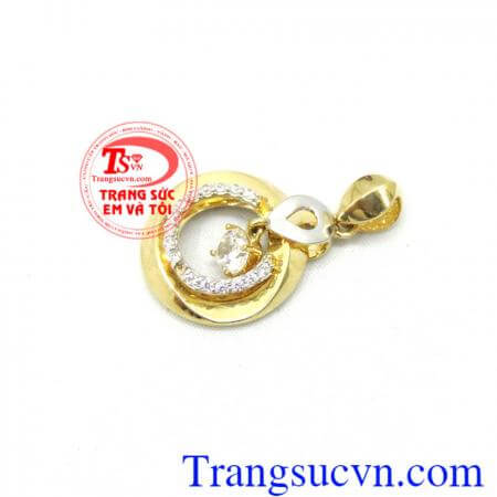 Mặt dây sang trọng và tinh tế cho phái đẹp. Mặt dây chuyền nữ vàng tây đá quý