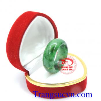 Nhẫn jadeite thiên nhiên bình an