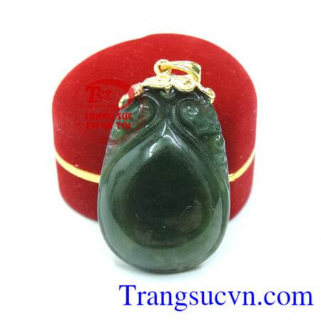 Mặt dây ngọc cẩm thạch bọc vàng hình bình bảo hành 12 tháng.