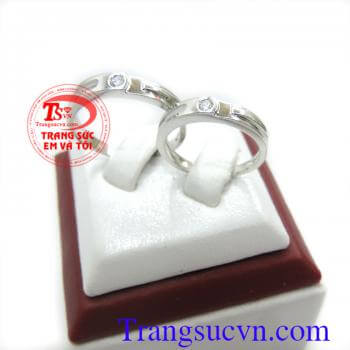 Nhẫn cưới vàng trắng