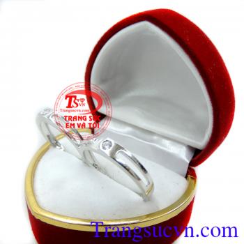 Nhẫn cưới vàng trắng nhập khẩu Italy