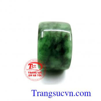 Nhẫn ngọc Jadeite phỉ thúy