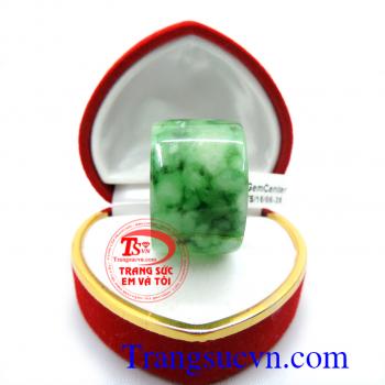 Nhẫn Jadeite có kiểm định