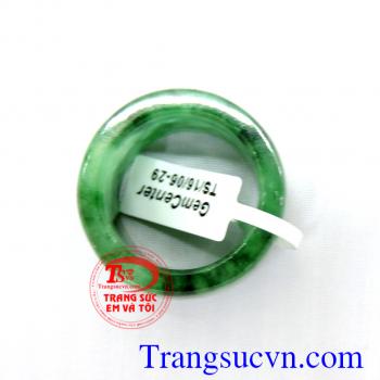 Nhẫn ngọc có hồn của đất Mẹ