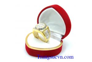 Chiếc Nhẫn nam vàng rồng chất lượng vàng đảm bảo,Uy tín bền đẹp và sáng bóng chiếc Nhẫn nam vàng rồng bảo hành chu đáo,thiết kế và chế tác.Nhẫn nam vàng rồng sang trọng, thời trang và đẳng cấp, phù hợp phong cách phái mạnh.