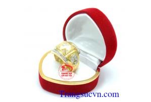 Nhẫn nam đá trắng má rồng