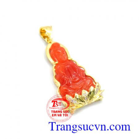 thích hợp làm quà tặng cho người thân, bạn bè. Mặt quan âm ngọc cẩm thạch đỏ bọc vàng
