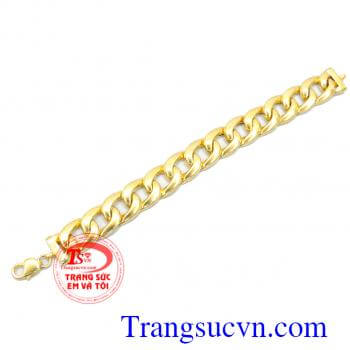 Sản phẩm lắc tay nam vàng tây 10k cao cấp với kiểu dáng đẹp,nam tính phong cách mạnh mẽ sản phẩm được Công ty trang sức em và tôi chế tác và cung cấp trên toàn quốc