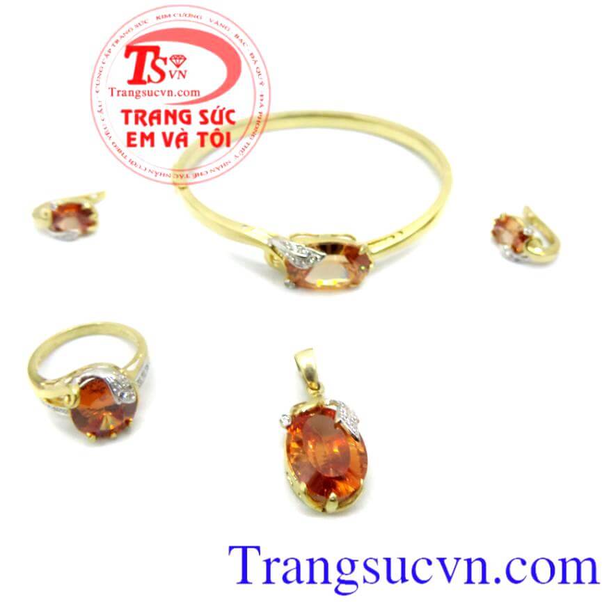 Bộ trang sức nữ mệnh Kim