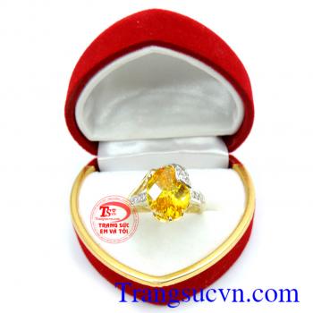 Nhẫn nữ thạch anh vàng