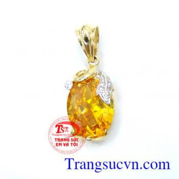 Mặt dây chuyền vàng đá