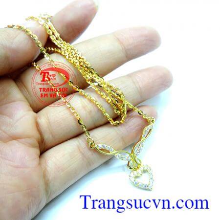 Dây chuyền liền mặt ý nghĩa. Kiềng vàng tây tình yêu