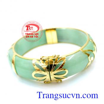 Vòng ngọc vàng tây sáng đeo hợp với trang phục áo dài,món quà cho các mẹ hay lên lễ,vòng ngọc bọc vàng tây đeo cho người đi đám, hộ, tiệc Quý phái