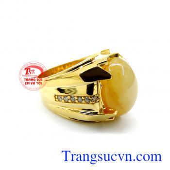 Sapphire vàng thiên nhiên