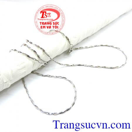 Dây chuyên sáng bóng