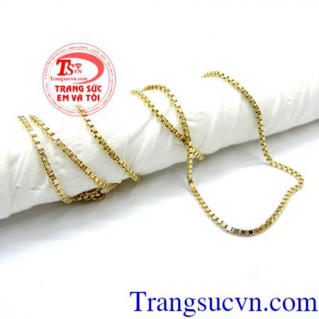 Dây chuyền vàng tây sáng bóng