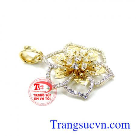 Mặt dây chuyền nhập,mặt nữ vàng 10k đẹp, giá chuẩn. Mặt dây chuyền hoa 6 cánh vàng tây