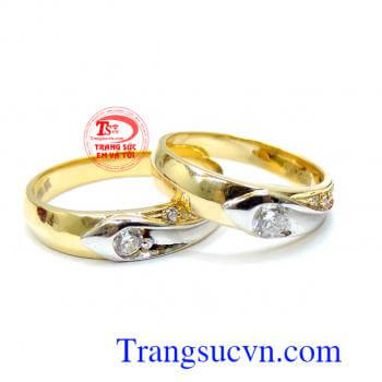 Nhẫn cưới vàng 10k sang trọng, nhẫn cưới đẹp, gắn kim cương nhận tạo, chất lượng đảm bảo