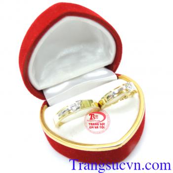 Nhẫn cưới vàng tây