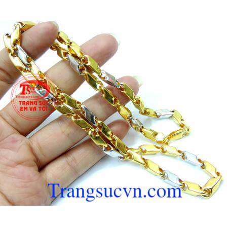 Sản phẩm thể hiện vẻ nam tính của phái mạnh. Dây chuyền vàng đẹp