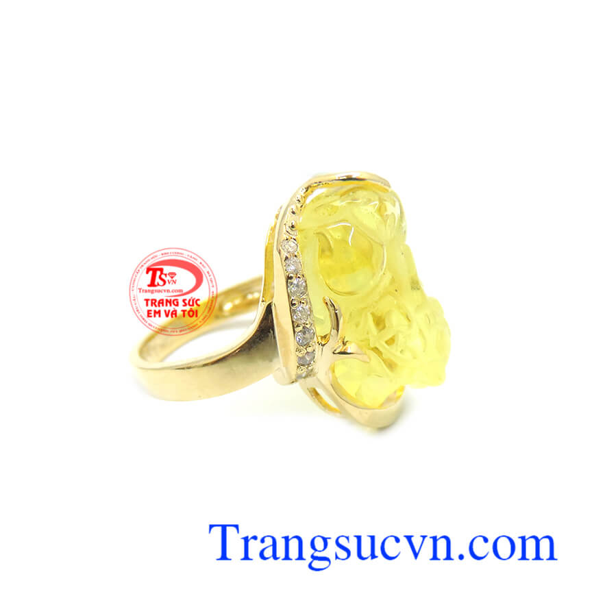 Chiếc Nhẫn tỳ hưu đá vàng giá rẻ kết hợp vàng tây 14k đảm bảo chất lượng uy tín. 