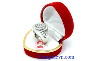 Nhẫn nam đại bàng vàng đính đá