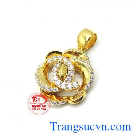 Mặt nữ vàng thanh lịch, mặt nữ vàng 18k đẹp, giá chuẩn. Mặt dây chuyền hình bông hoa 18k