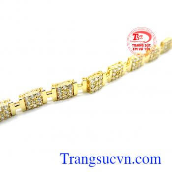 Lắc tay chứ H gắn đá quý sáng bóng