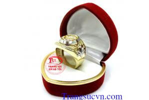 Nhẫn nam đeo hợp thời trang, chất lượng vàng đảm đeo bền đẹp sáng bóng, tinh tế và sang trọng dành cho phái mạnh