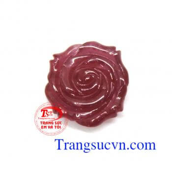 Ruby hồng ngọc rạng ngời