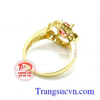 Nhẫn nữ spinel hoa 4 cánh xinh